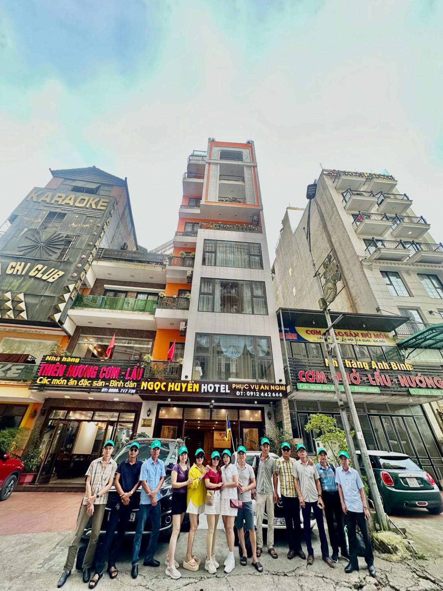 Ngoc Huyen Hotel Tam Ðảo Exterior foto